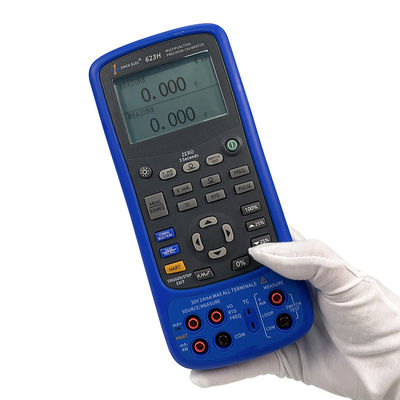 Calibrador de calibración de proceso de 208*95*45mm con clase de alta precisión y salida de 4-20ma Volt Hz